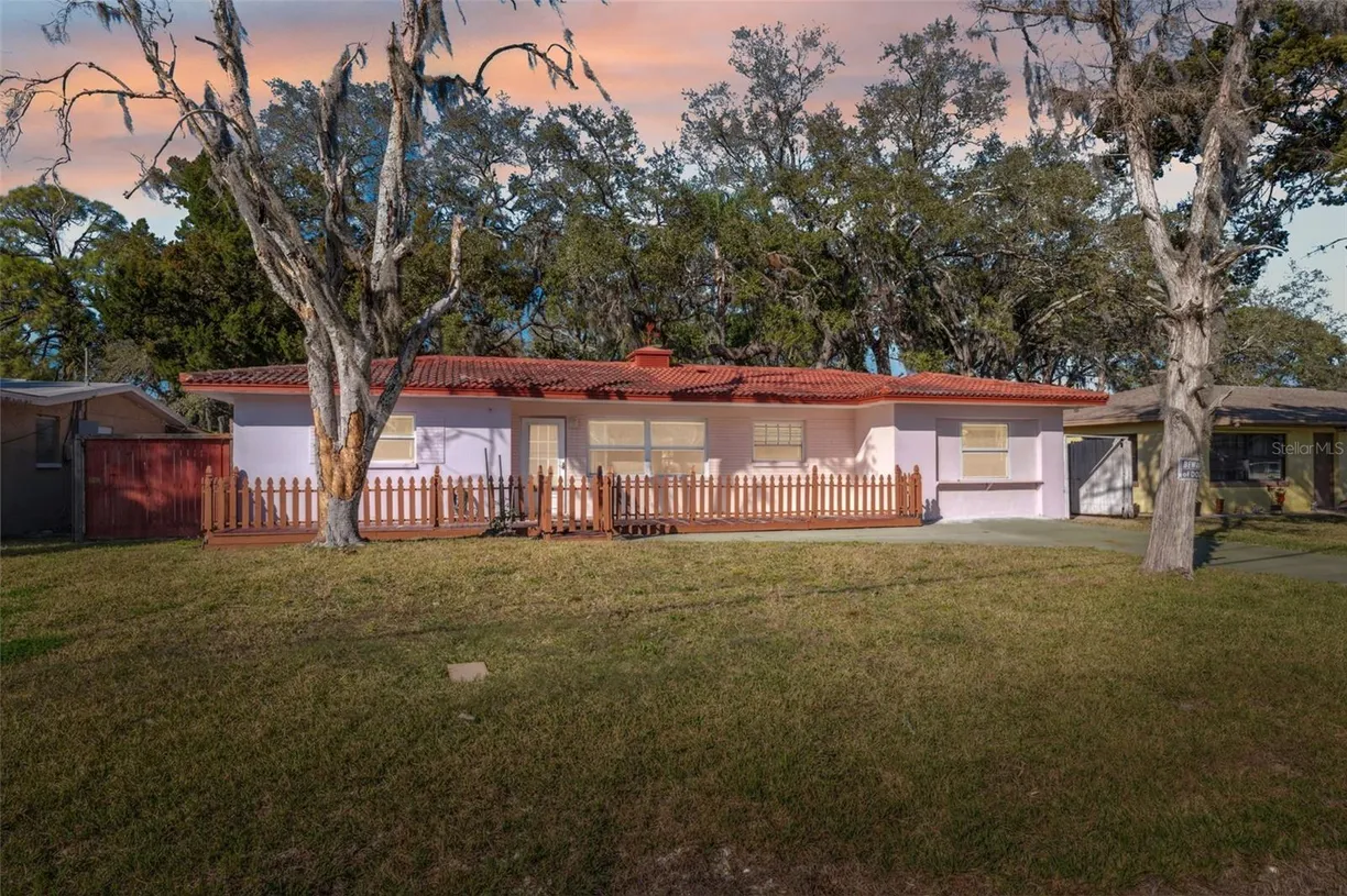 Sarasota/St. Petersburg Real Estate | View 4929 AVERY ROAD | 3 Beds, 2 Baths