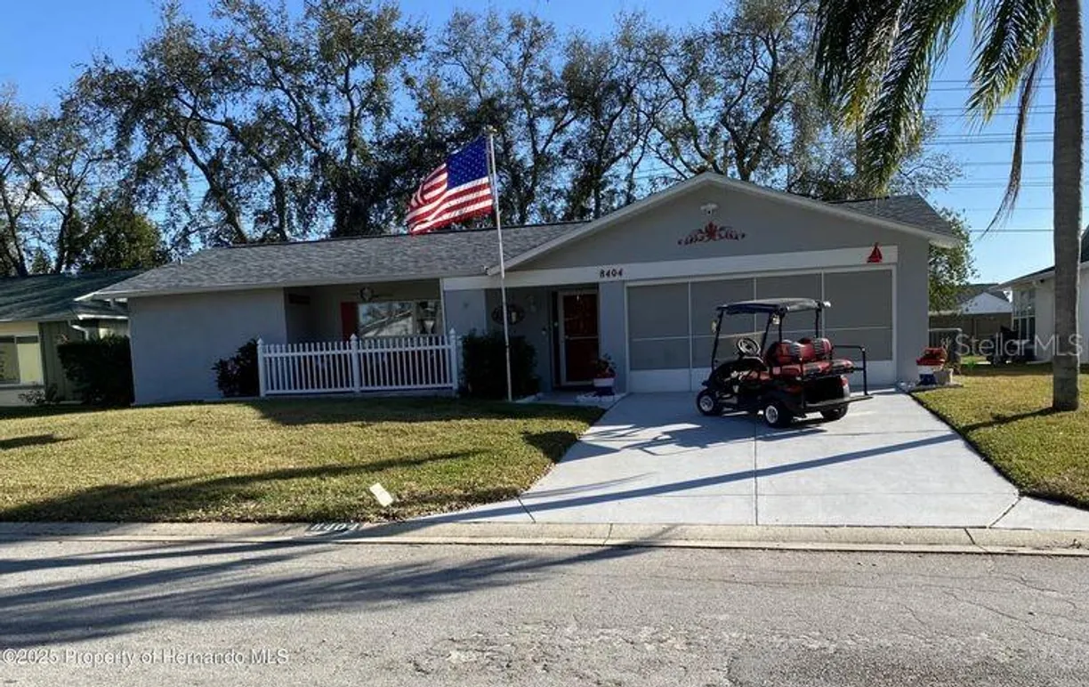 Sarasota/St. Petersburg Real Estate | View 8404 WINDING WOOD DRIVE | 3 Beds, 2 Baths