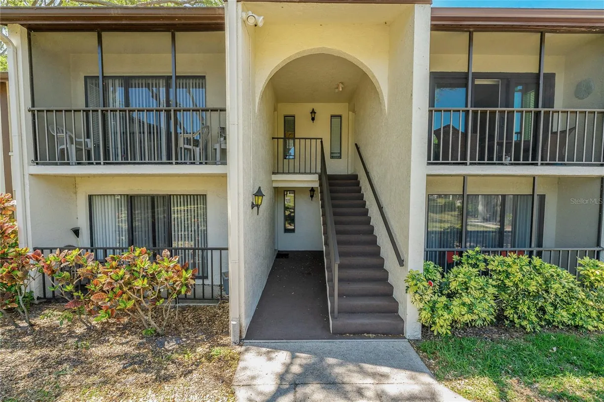Sarasota/St. Petersburg Real Estate | View 1737 PINE RIDGE WAY, B-1 | Listing