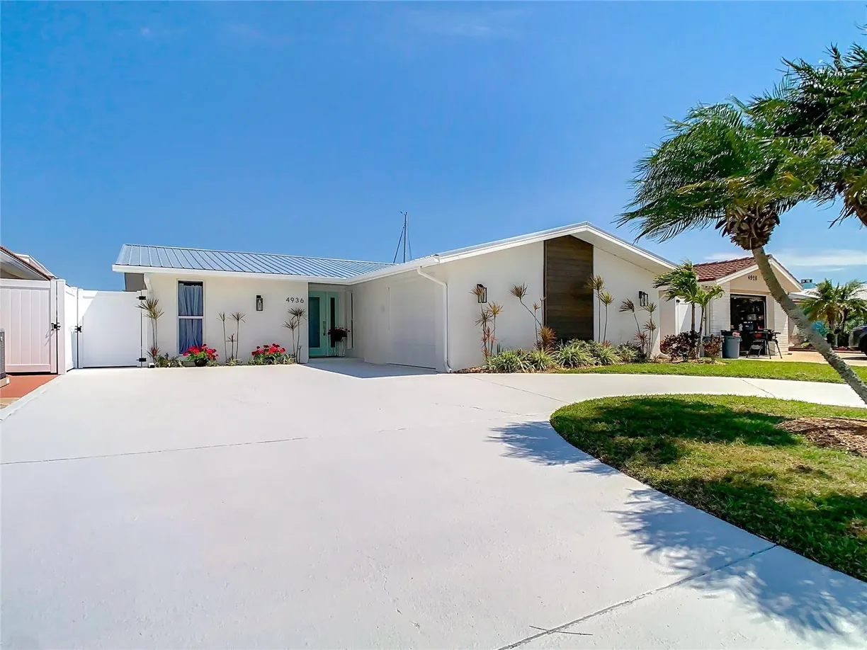 Sarasota/St. Petersburg Real Estate | View 4936 DORY DRIVE | Listing