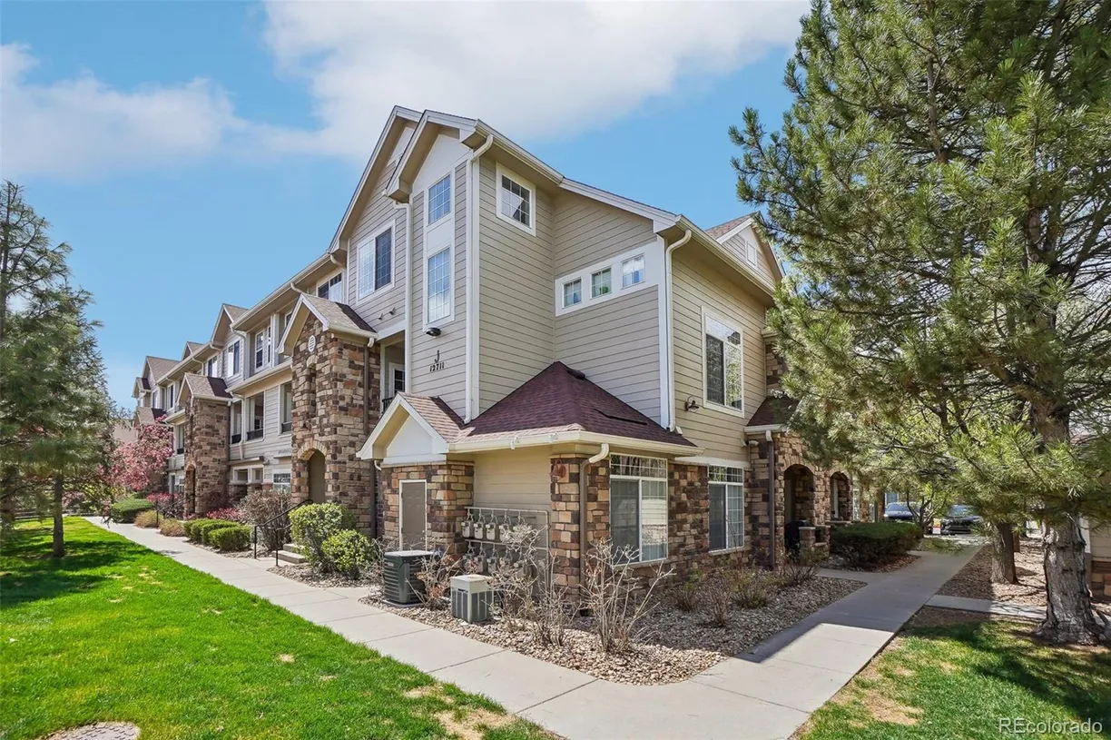 Denver Real Estate | View 12711 Colorado Boulevard, 1009 | 2 Beds, 2 Baths