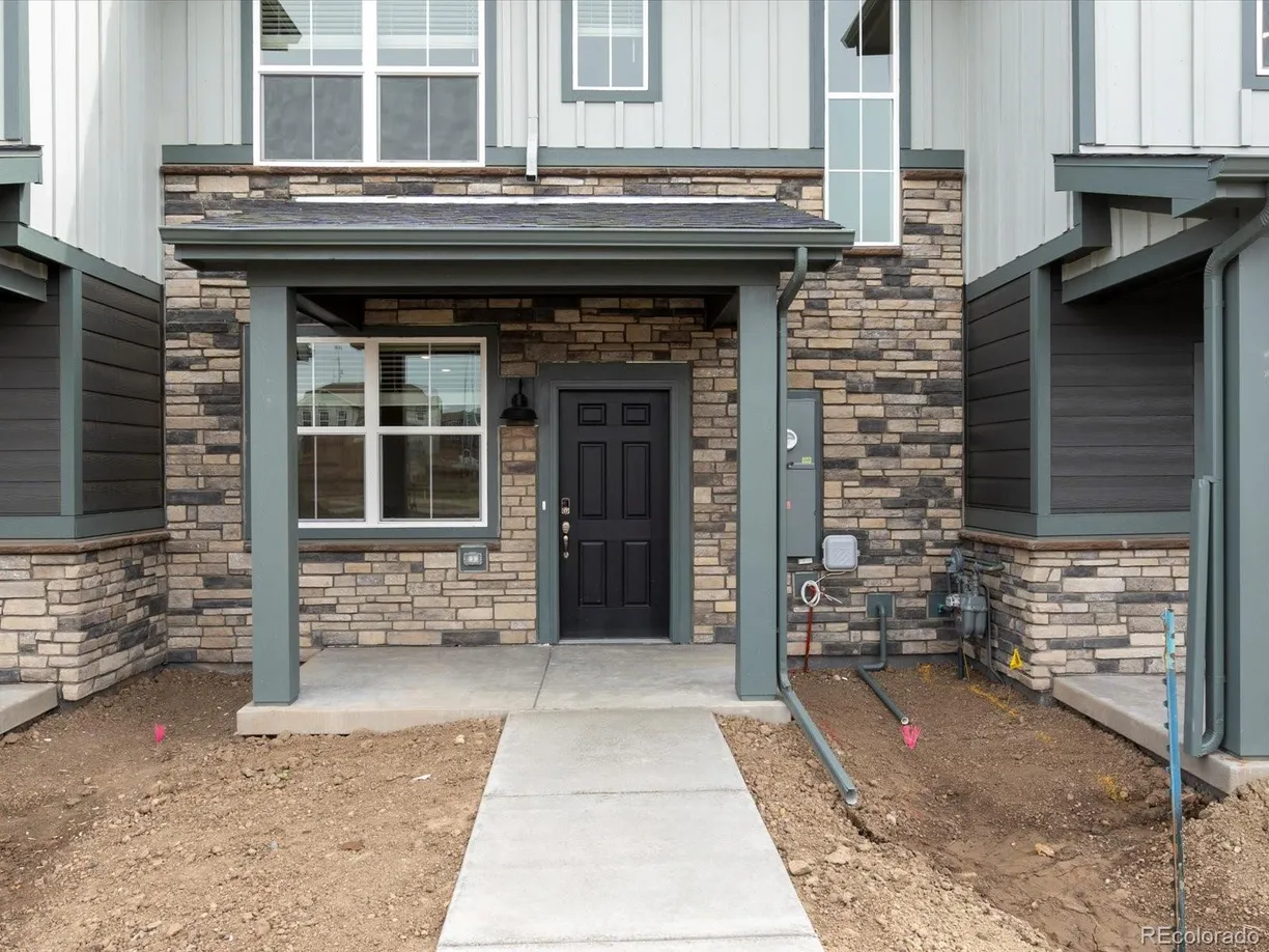 Denver Real Estate | View 1622 Riverplace Drive, 3 | Listing
