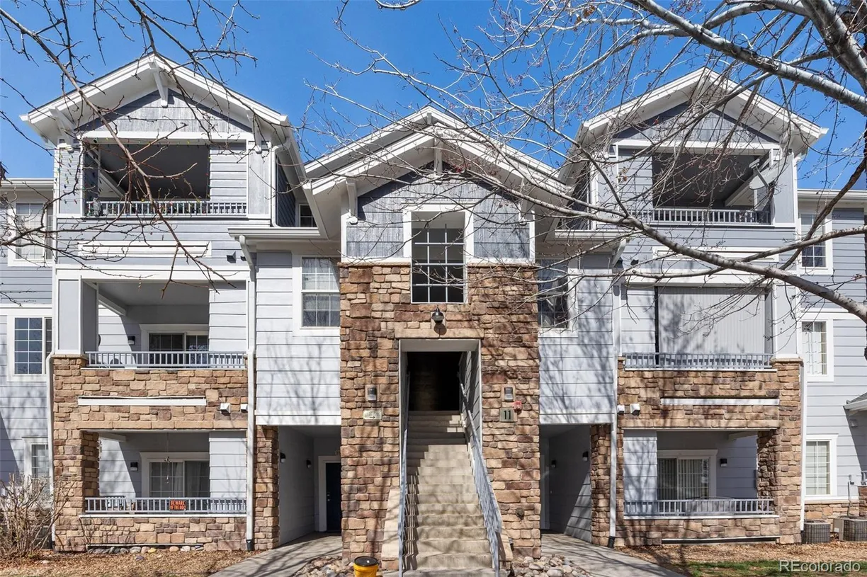 Denver Real Estate | View 5255 Memphis Street, 1112 | 2 Beds, 1 Bath