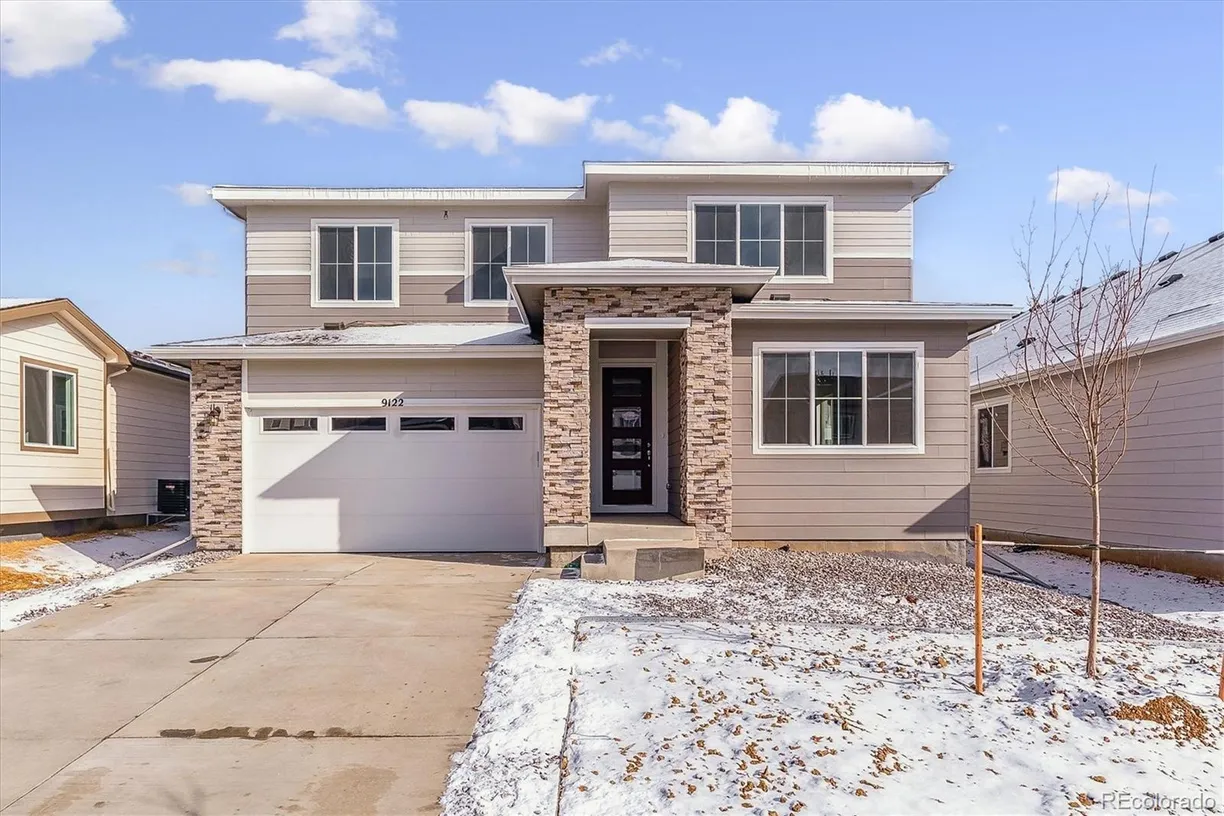 Denver Real Estate | View 9122 Telluride Court | 5 Beds, 3 Baths