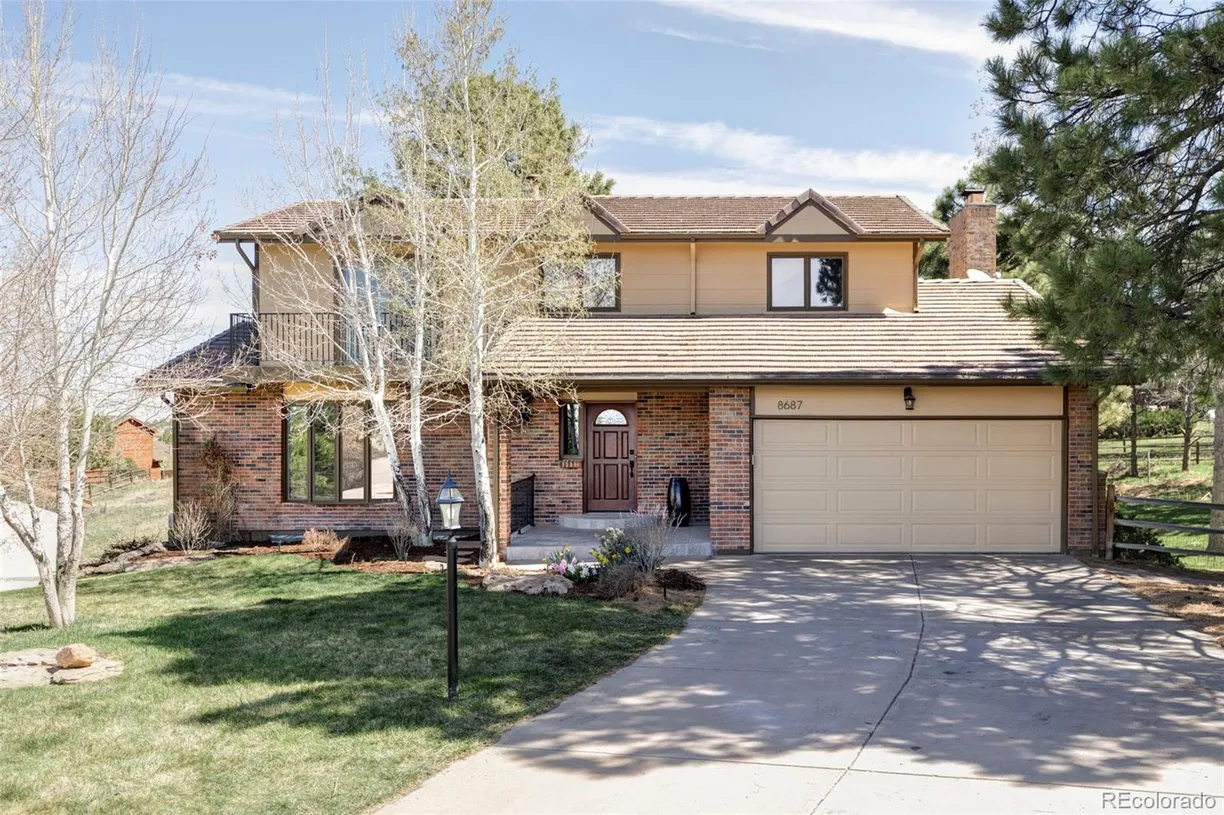 Denver Real Estate | View 8687 N Pinery Parkway | 3 Beds, 2 Baths