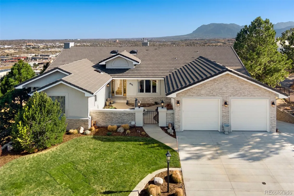 Denver Real Estate | View 411 Sunbird Cliffs Lane | Listing