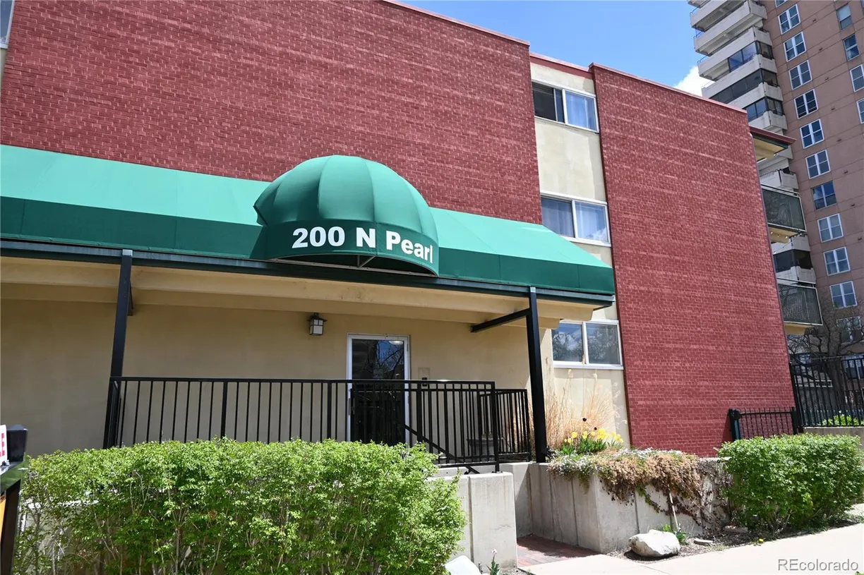 Denver Real Estate | View 200 N Pearl Street, 205 | 1 Bed, 1 Bath