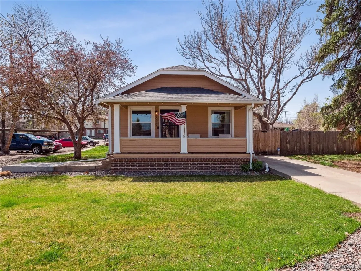 Denver Real Estate | View 6940 W 48th Avenue | 2 Beds, 2 Baths