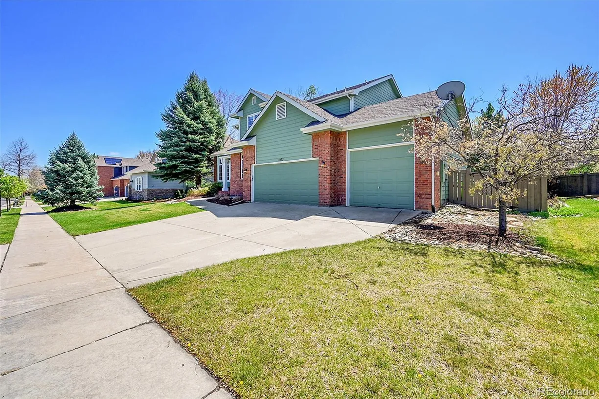 Denver Real Estate | View 3173 Kingfisher Court | Listing