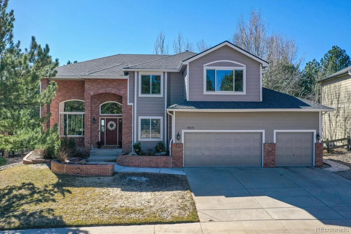 Denver Real Estate | View 7271 Brixham Circle | 5 Beds, 3 Baths