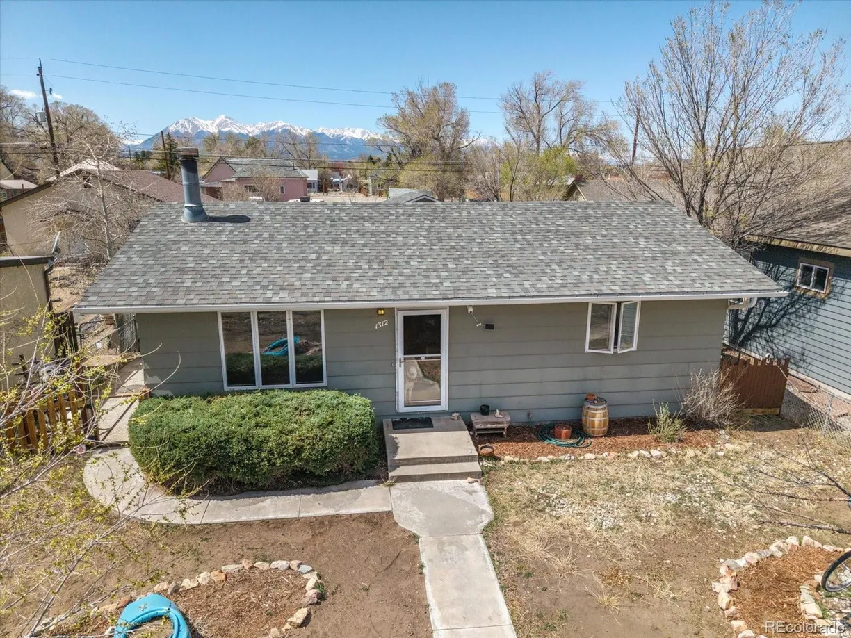 Denver Real Estate | View 1312 G Street | 2 Beds, 1 Bath
