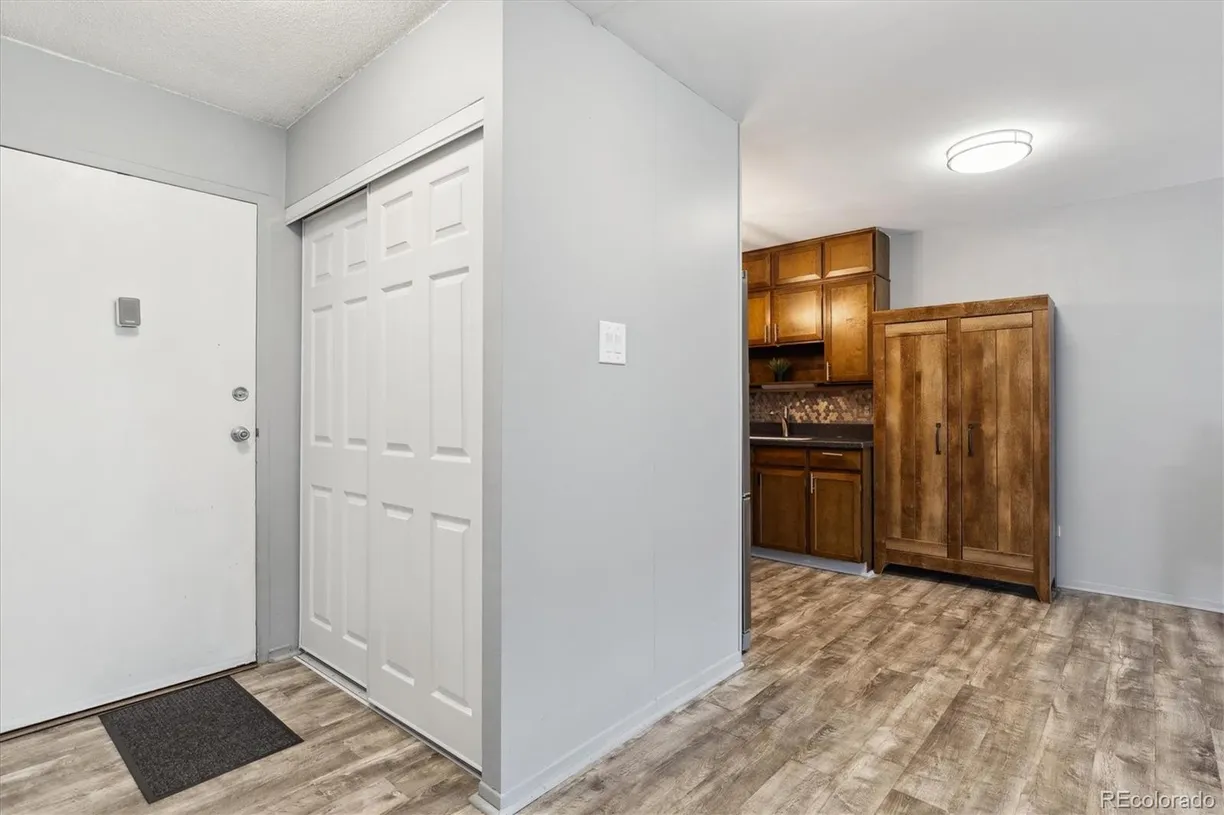 Denver Real Estate | View 615 S Alton Way, 7A | Listing