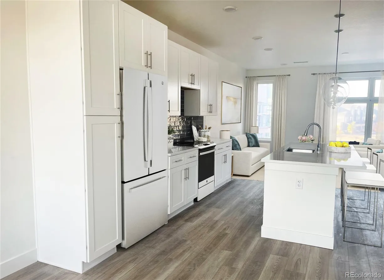 Denver Real Estate | View 6963 E Lowry Boulevard | 2 Beds, 2 Baths