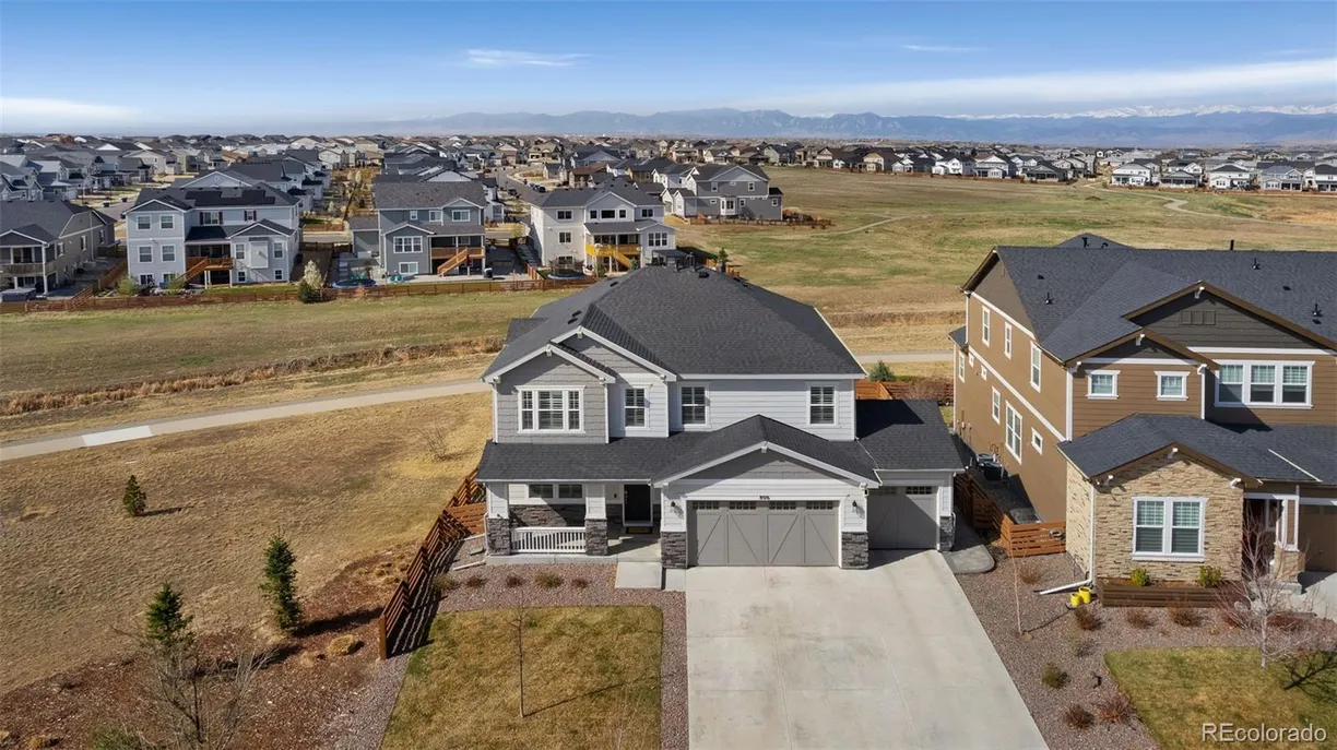 Denver Real Estate | View 806 Flora View Drive | 5 Beds, 3 Baths