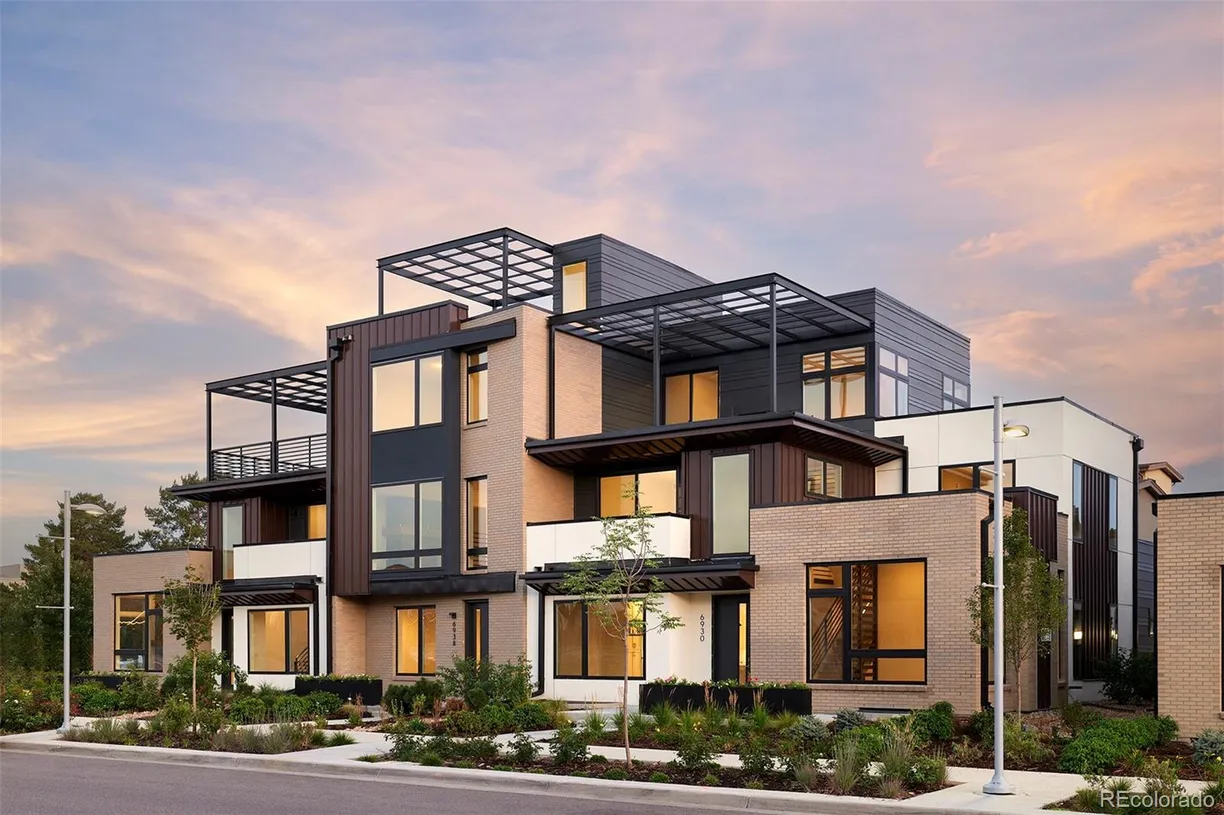 Denver Real Estate | View 6920 E Lowry Boulevard, F1P9 | 4 Beds, 4 Baths