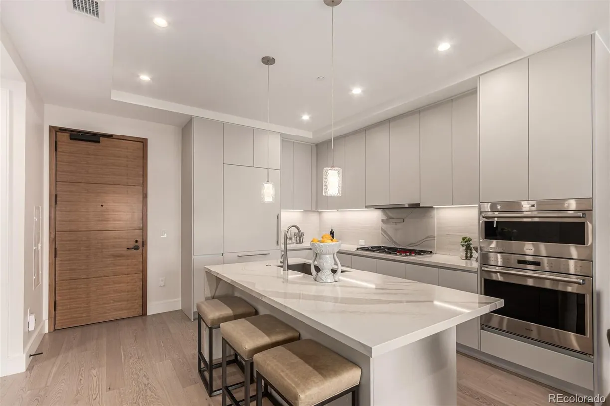 Denver Real Estate | View 1901 Wazee Street, 719 | Listing