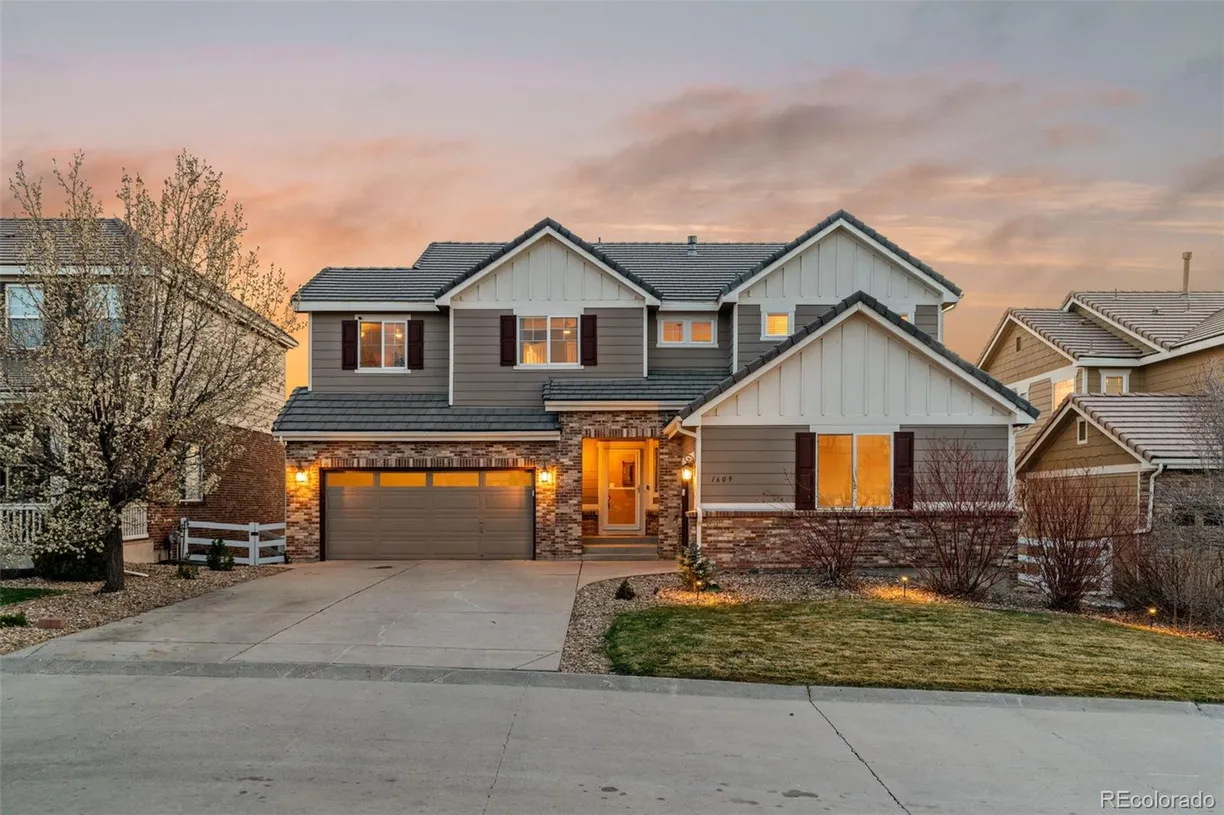 Denver Real Estate | View 1609 S Catawba Circle | 5 Beds, 4 Baths