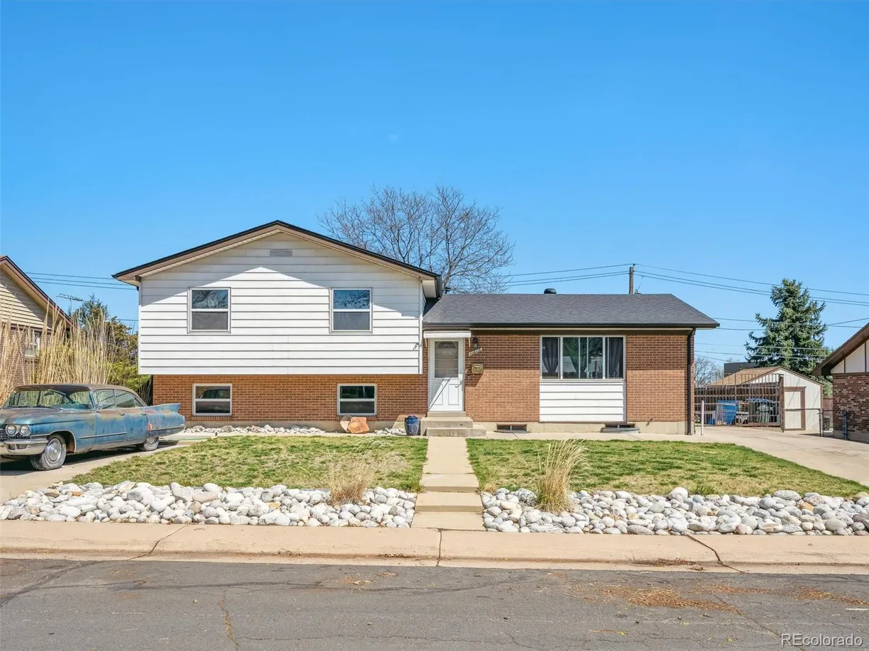 Denver Real Estate | View 11606 Gilpin Street | 3 Beds, 2 Baths
