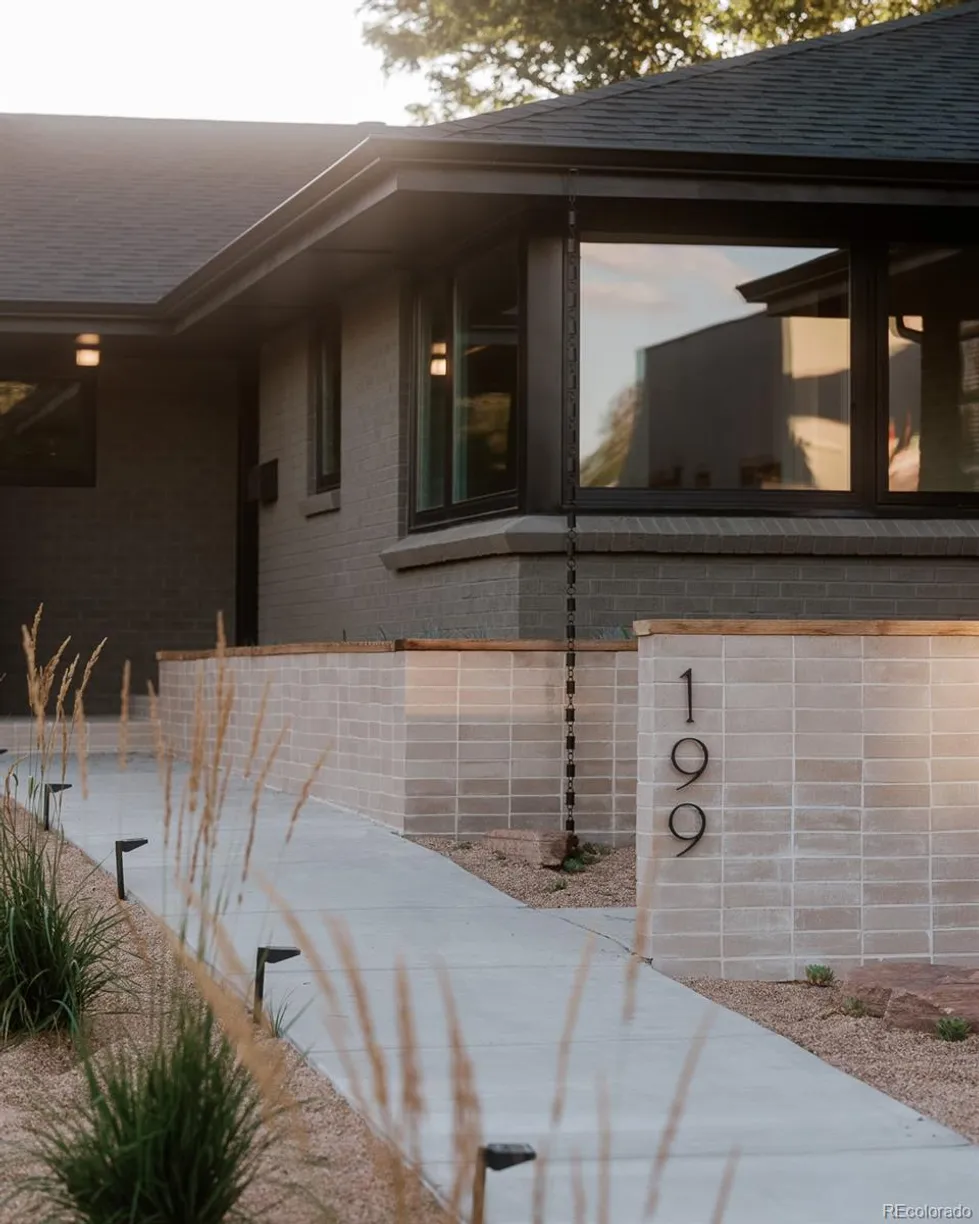 Denver Real Estate | View 199 S Ivy Street | Listing