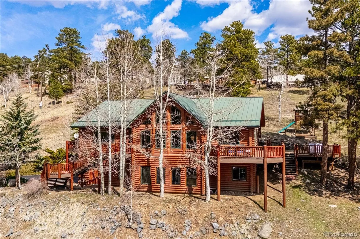 Denver Real Estate | View 1758 Pine Valley Road | 4 Beds, 3 Baths