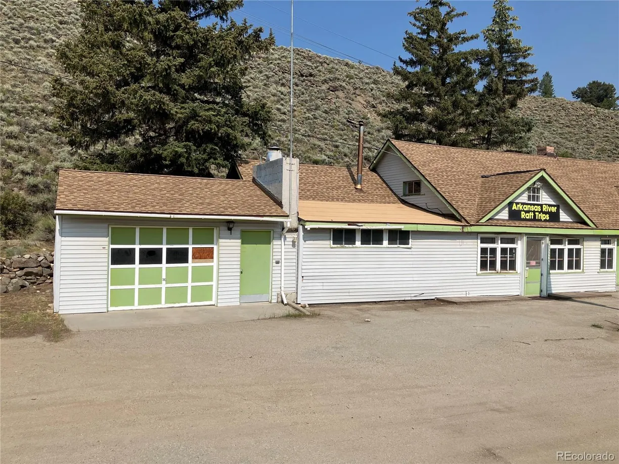 Denver Real Estate | View 43165 N US Highway 24 | Listing