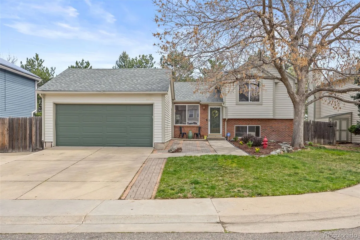 Denver Real Estate | View 6282 Yank Court | 2 Beds, 2 Baths