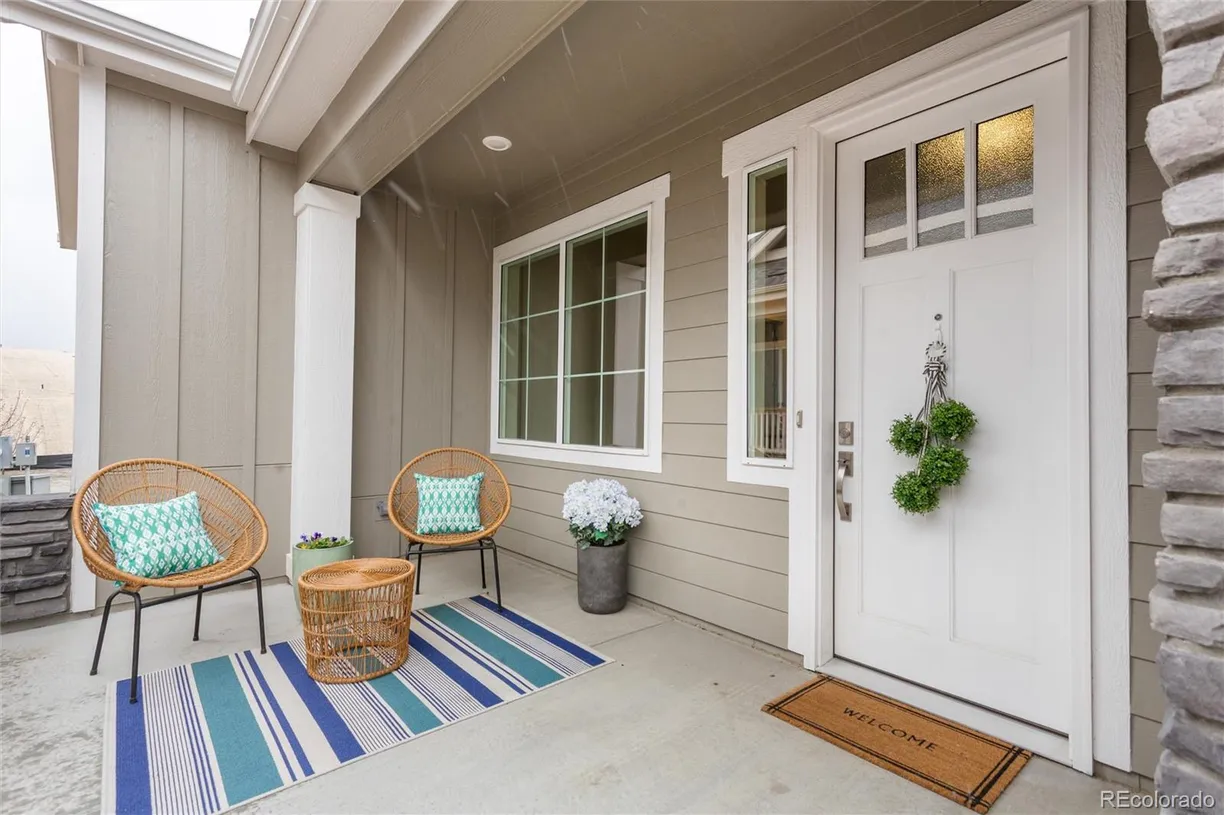 Denver Real Estate | View 6657 S Kline Way | 4 Beds, 3 Baths