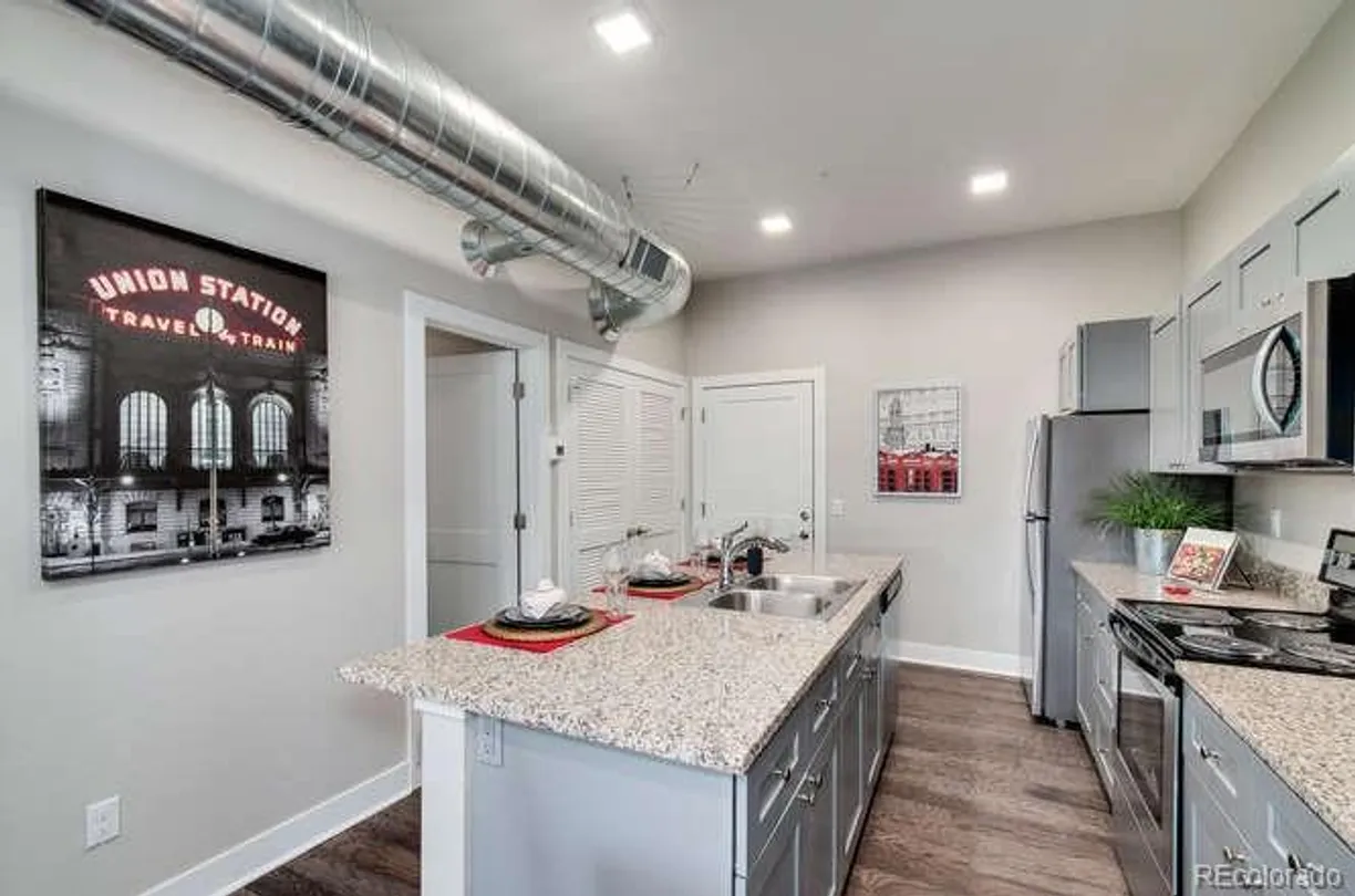 Denver Real Estate | View 300 S Logan Street, 201 | Listing