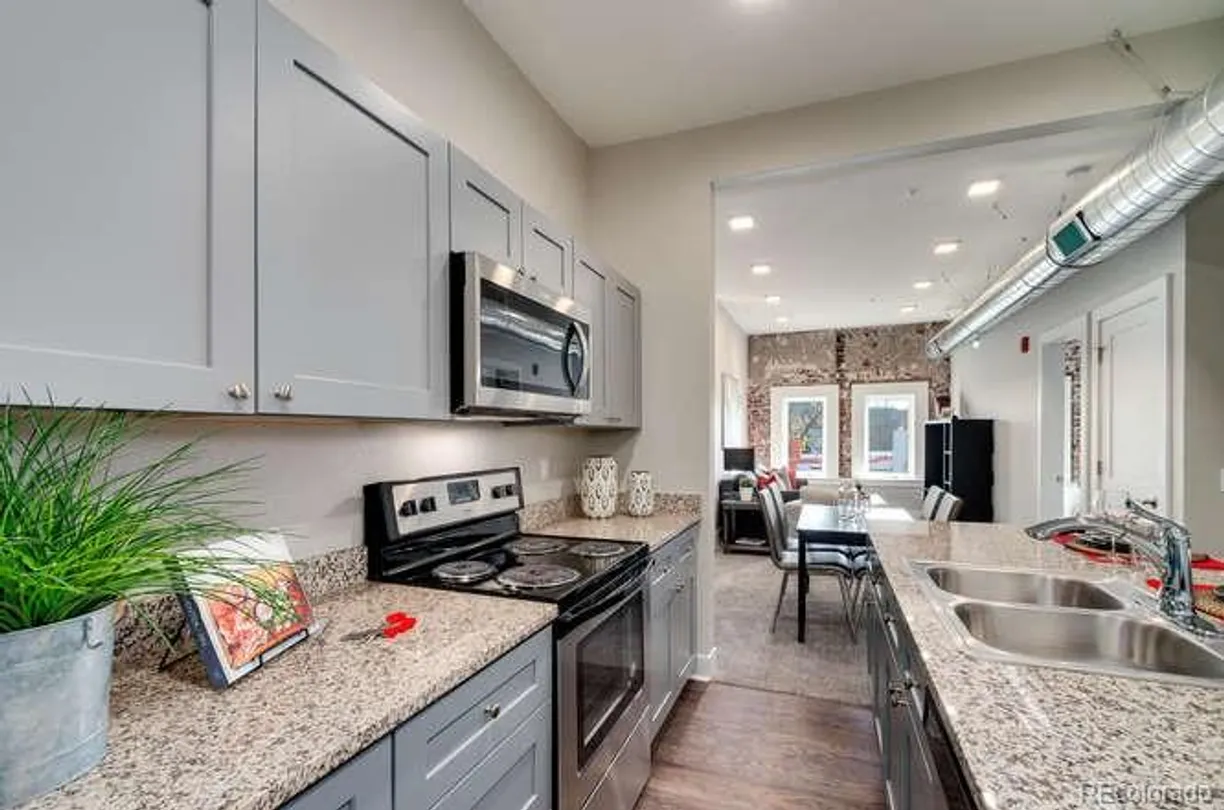 Denver Real Estate | View 300 S Logan Street, 201 | Listing