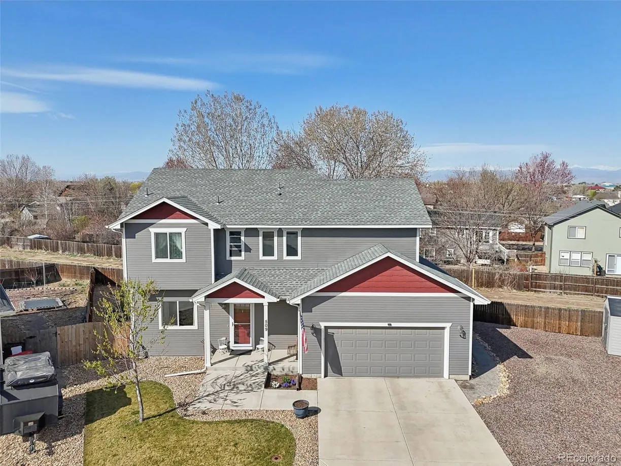 Denver Real Estate | View 509 Evan Court | 3 Beds, 2 Baths