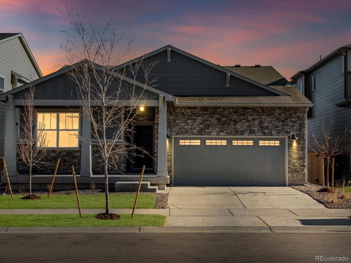 Denver Real Estate | View 6152 Hourglass Drive | 3 Beds, 2 Baths