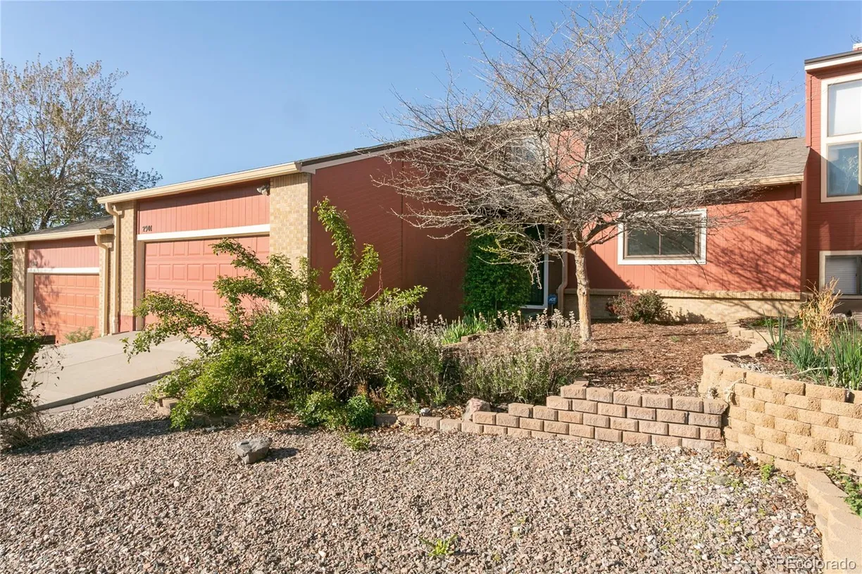 Denver Real Estate | View 2901 W Rowland Avenue | 2 Beds, 2 Baths