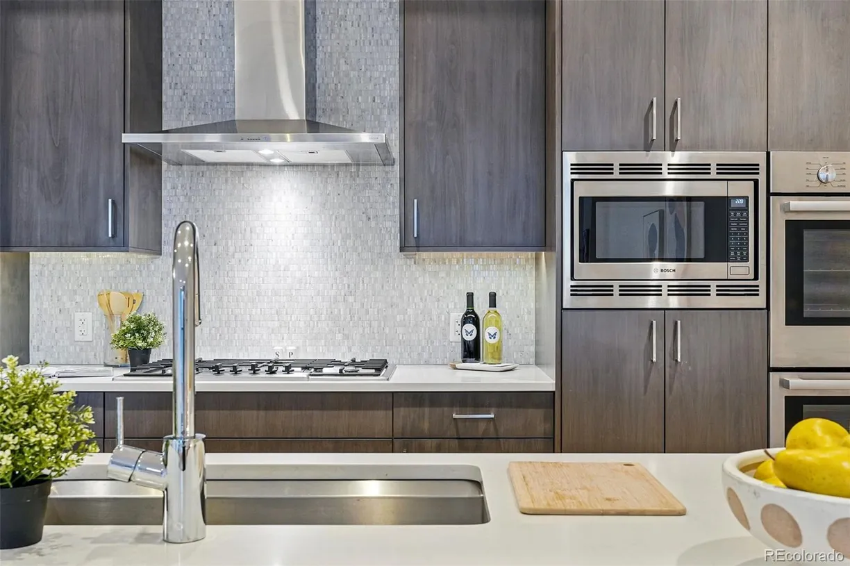 Denver Real Estate | View 250 Columbine Street, 310 | 1 Bed, 1 Bath
