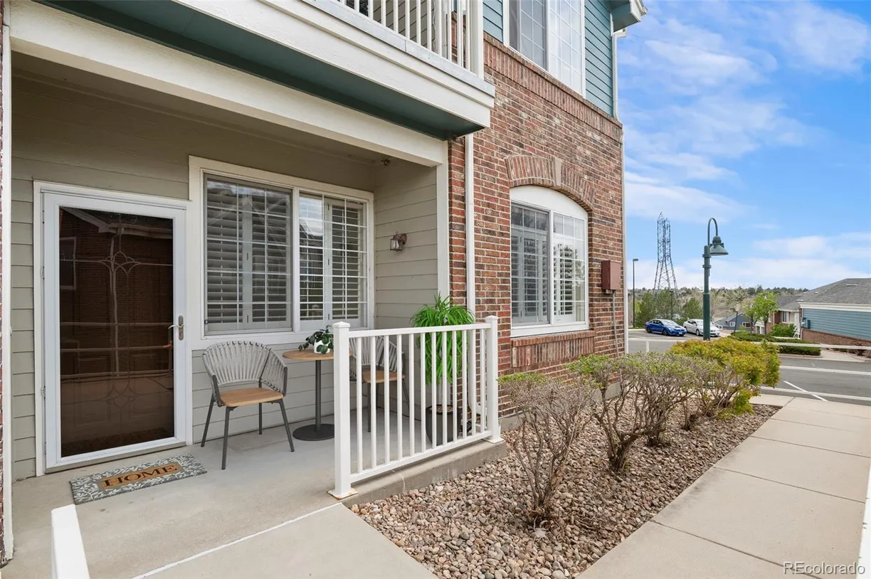 Denver Real Estate | View 2662 S Cathay Way, 112 | 2 Beds, 2 Baths