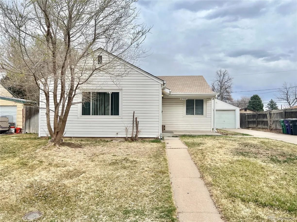 Denver Real Estate | View 2550 S Linley Court | 3 Beds, 1 Bath