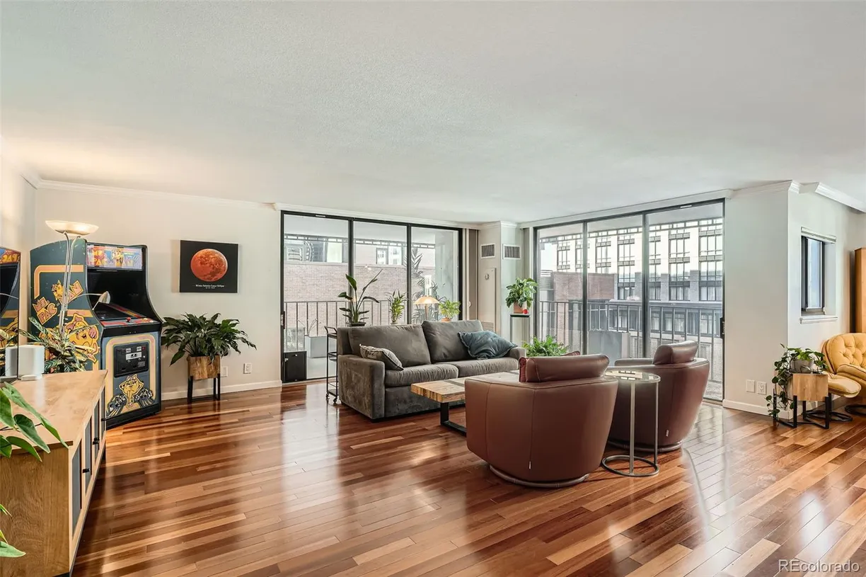 Denver Real Estate | View 1551 Larimer Street, 704 | 3 Beds, 2 Baths
