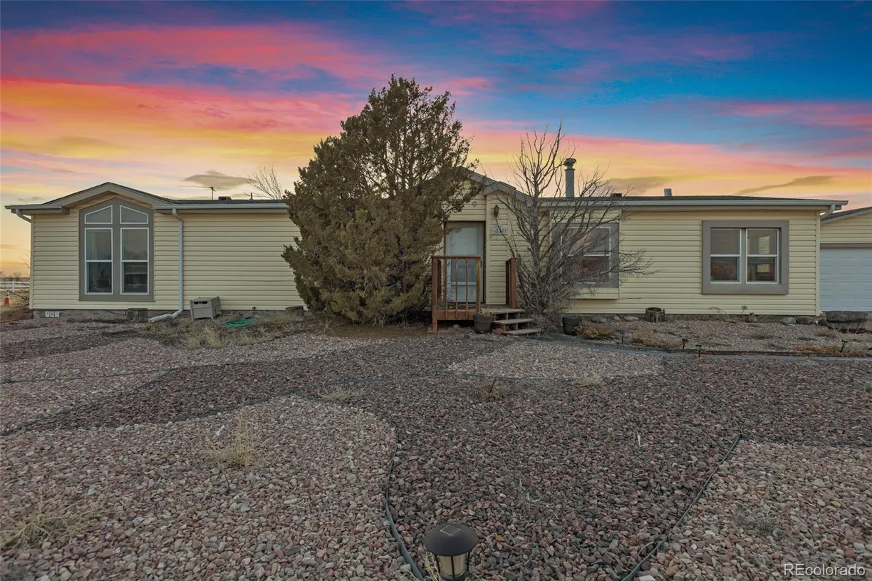 Denver Real Estate | View 6870 Sphinx Court | 3 Beds, 2 Baths