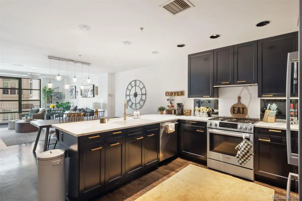 Denver Real Estate | View 1590 Little Raven Street, 506 | 1 Bed, 1 Bath