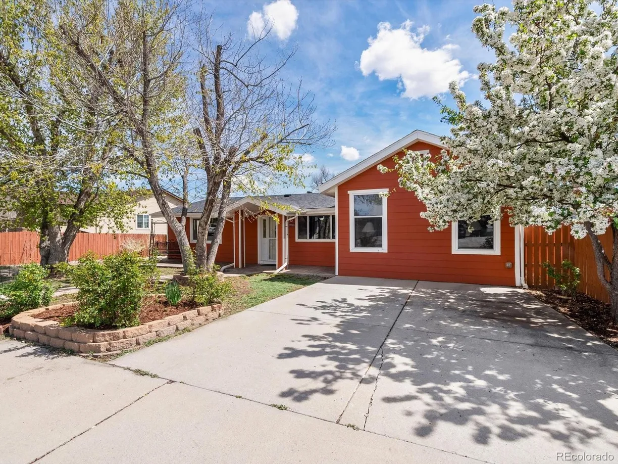 Denver Real Estate | View 6640 Grove Street | 3 Beds, 2 Baths
