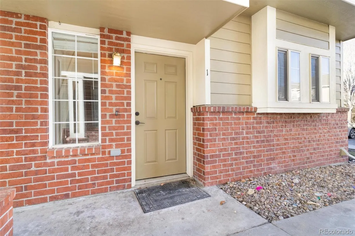 Denver Real Estate | View 9032 Gale Boulevard, 1 | 3 Beds, 2 Baths