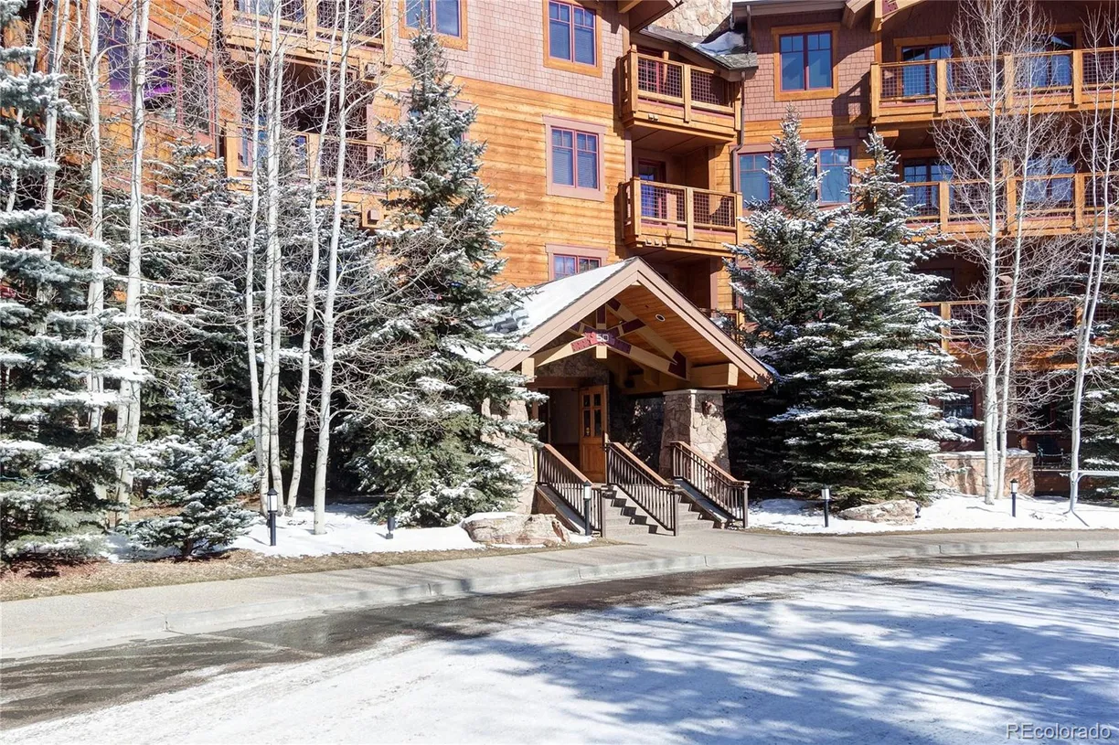 Denver Real Estate | View 50 Mountain Thunder Drive, 1212 | 1 Bath