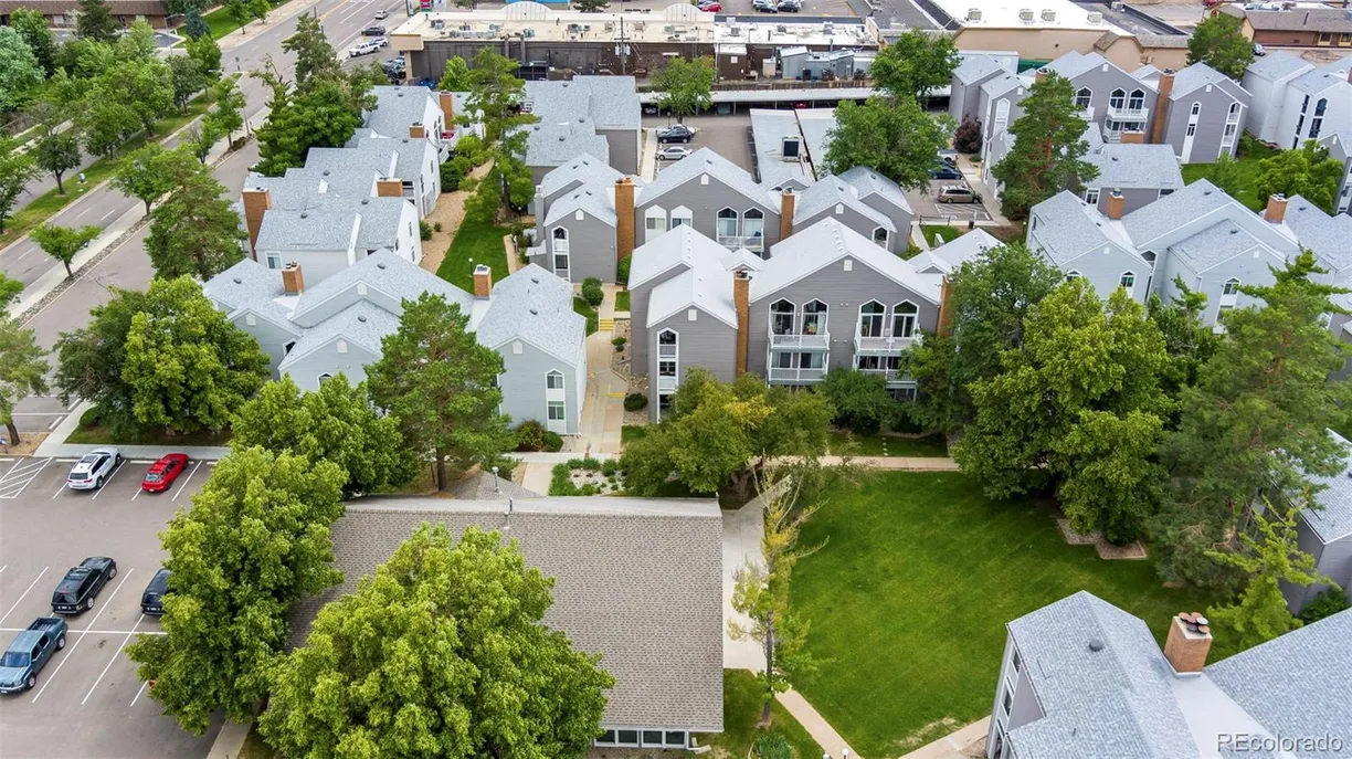 Denver Real Estate | View 3353 S Monaco Parkway, A | 2 Beds, 2 Baths