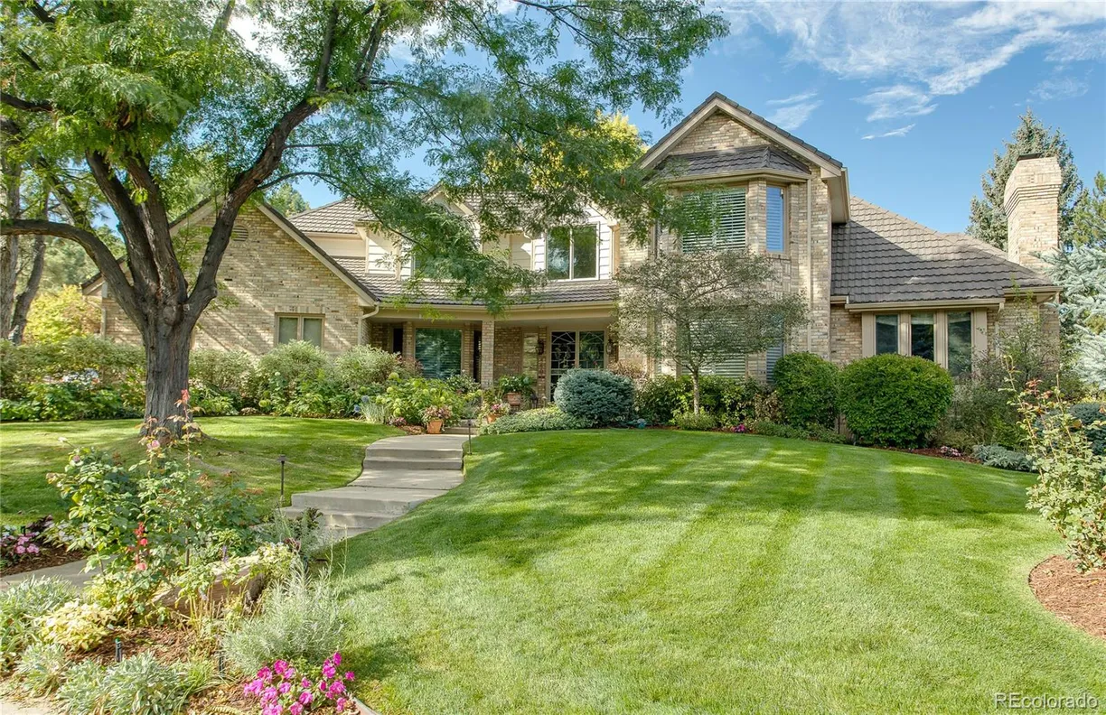 Best HD Pictures about  Homes For Sale 80111  with No AI Images