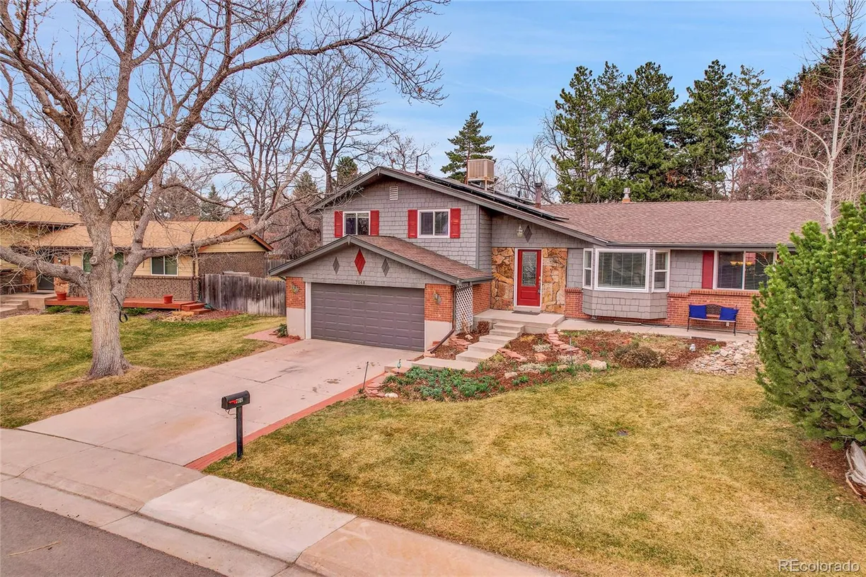 Denver Real Estate | View 7148 S Dahlia Court | 4 Beds, 4 Baths