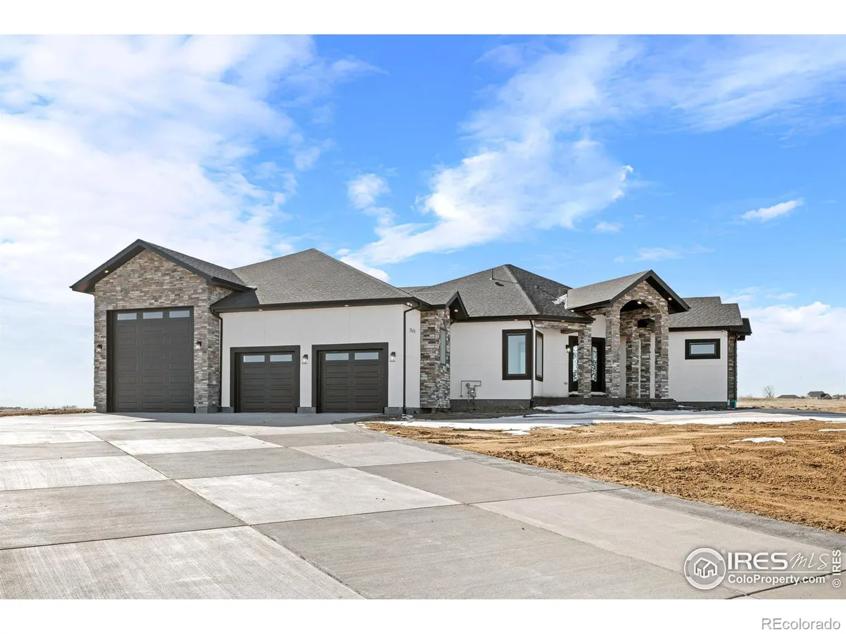 Denver Real Estate | View 30410 E 161st Avenue | 5 Beds, 4 Baths