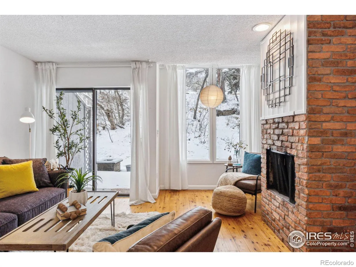 Denver Real Estate | View 350 Arapahoe Avenue, #10 | 2 Beds, 1 Bath