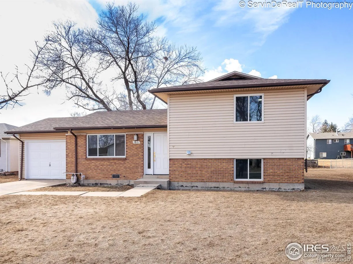 Denver Real Estate | View 813 Gallup Road | 4 Beds, 2 Baths