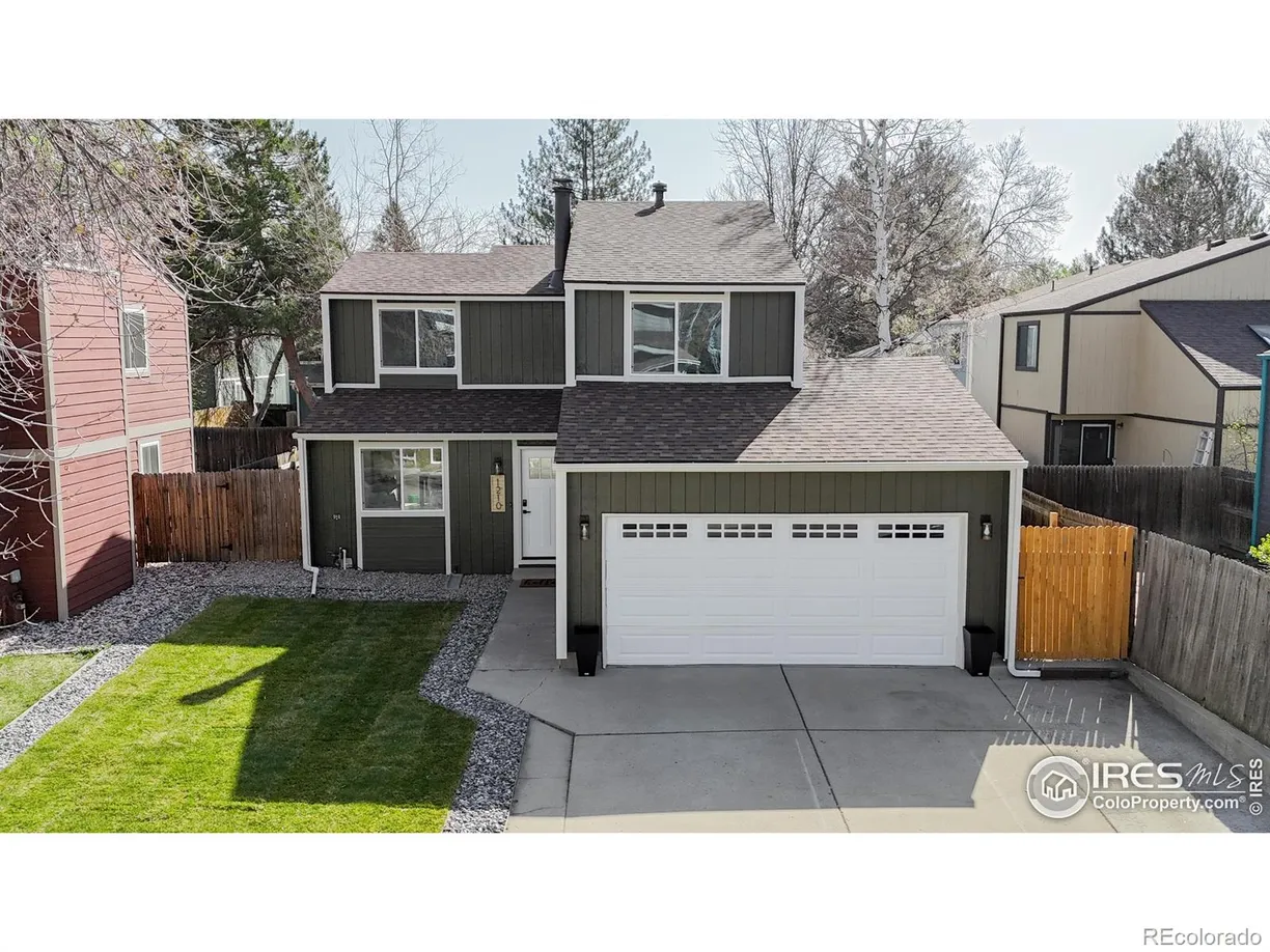 Denver Real Estate | View 1210 Baker Street | 3 Beds, 2 Baths