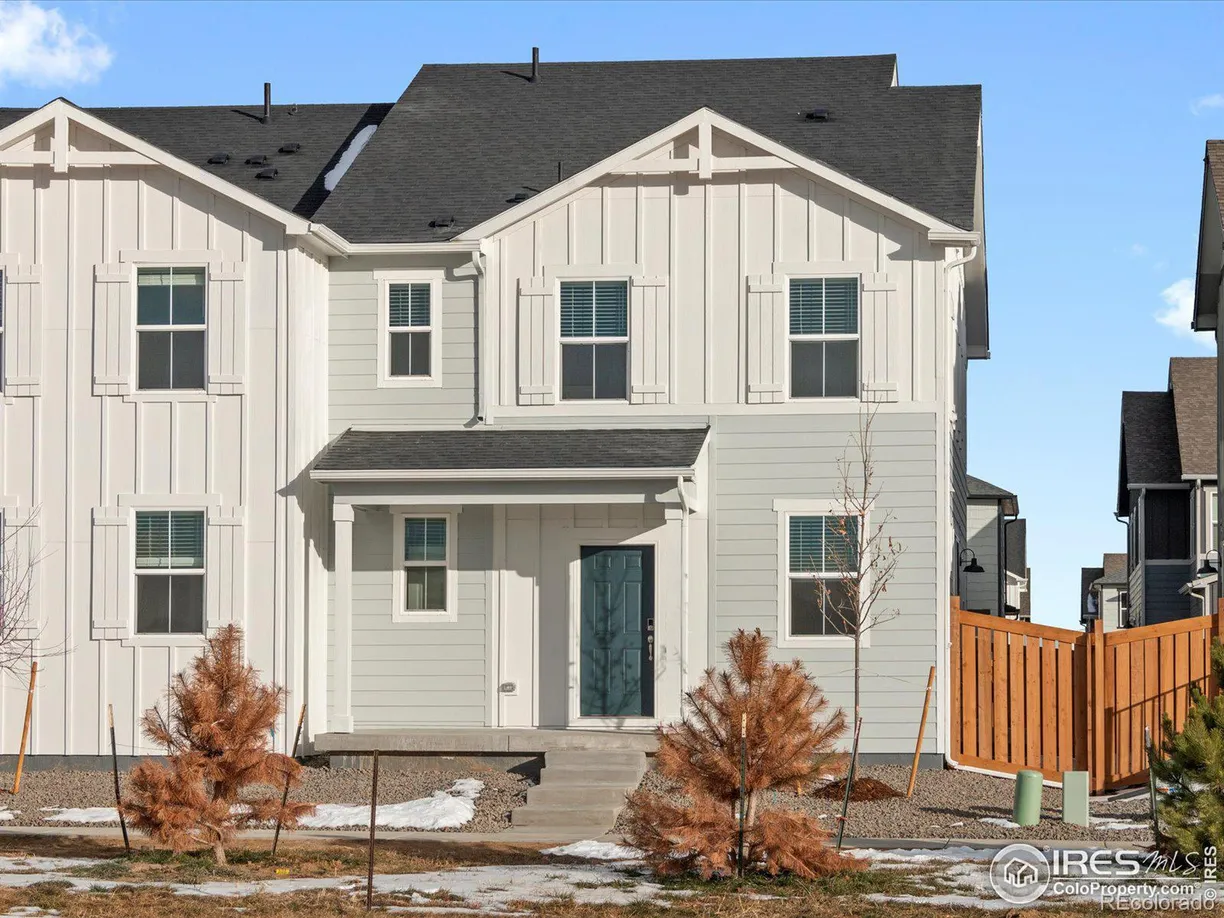 Denver Real Estate | View 255 Mayfly Lane | 3 Beds, 2 Baths