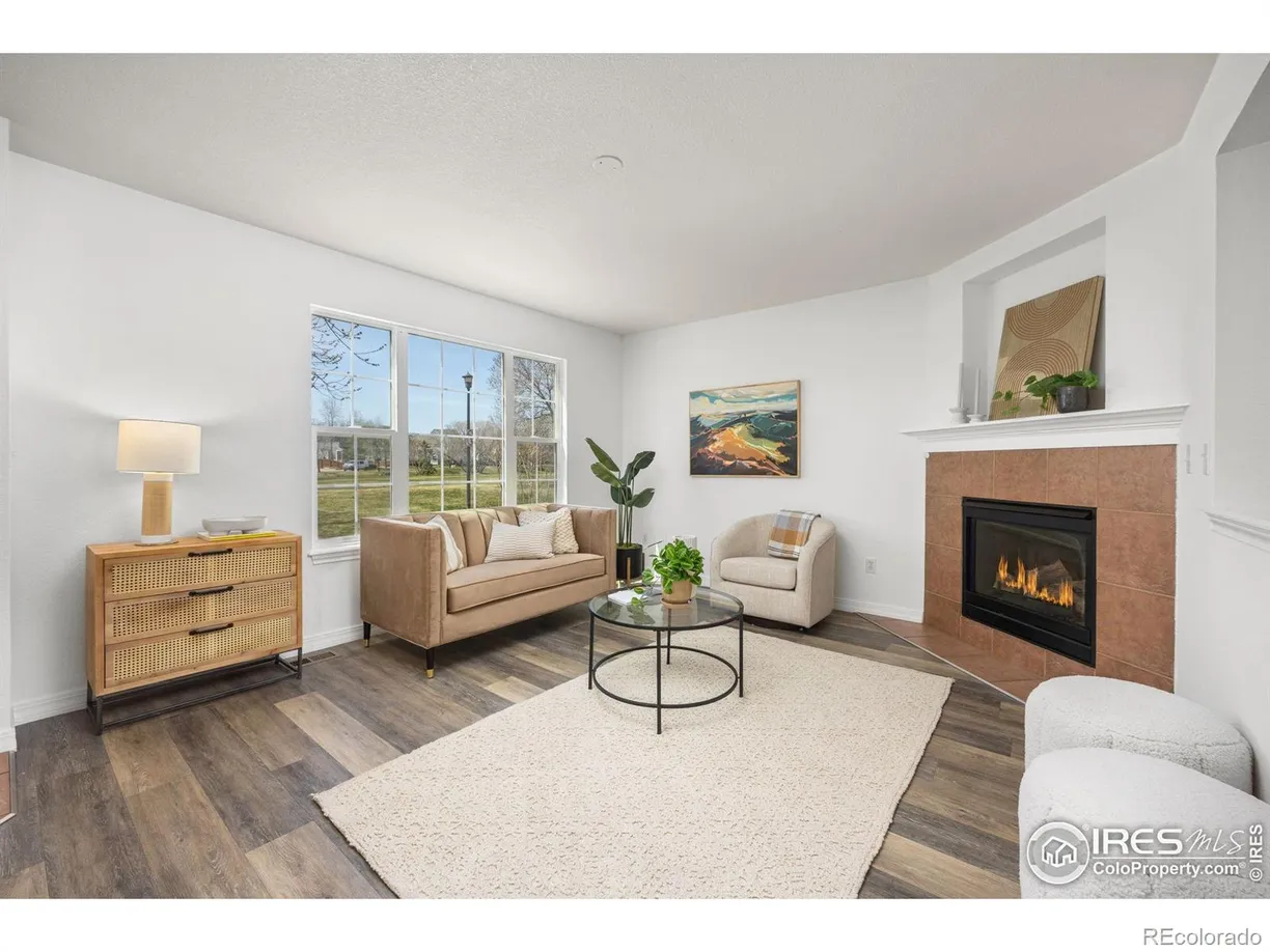 Denver Real Estate | View 406 N Parkside Drive, C | 3 Beds, 3 Baths